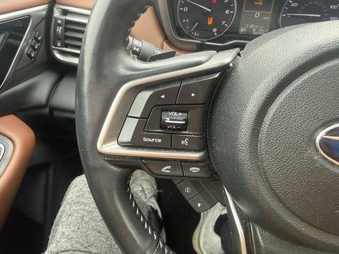 Used 2022 Subaru Outback Touring image 18