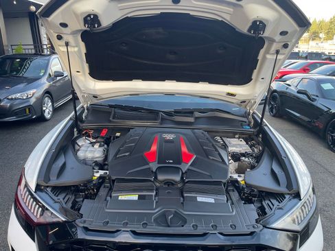 Used 2022 Audi RS Q8 4.0T image 46
