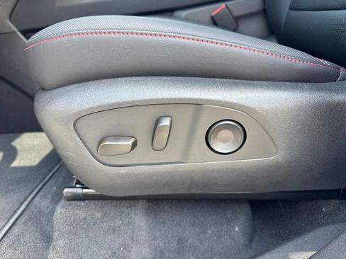New 2026 Chevrolet Traverse Z71 w/ Driver Confidence Package AWD/4WD image 19