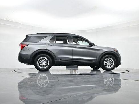 New 2026 Ford Explorer Active image 31