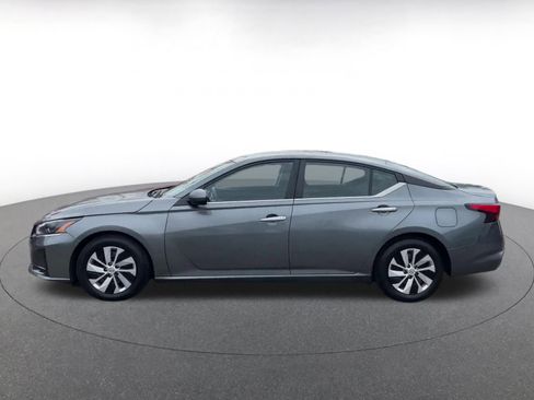 Used 2023 Nissan Altima 2.5 S image 8
