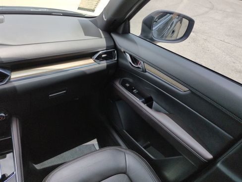 Used 2025 MAZDA CX-5 Signature AWD/4WD image 17