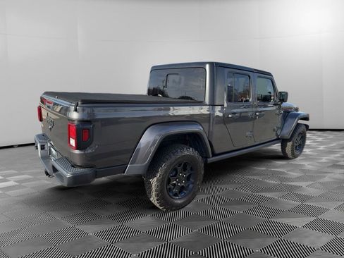 Used 2023 Jeep Gladiator Willys image 7