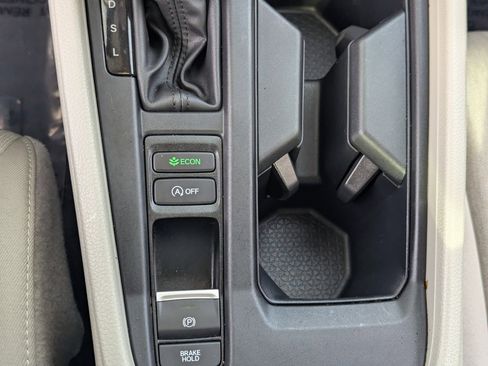 Used 2024 Honda Accord EX image 19