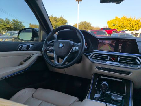 Used 2021 BMW X5 xDrive40i w/ Premium Package image 29