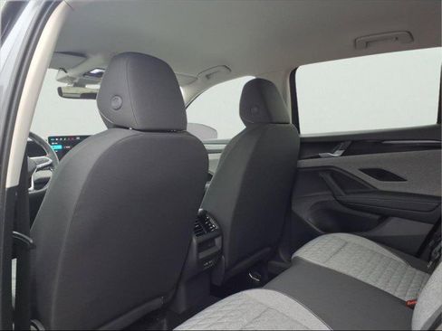 New 2026 Volkswagen Tiguan S image 7