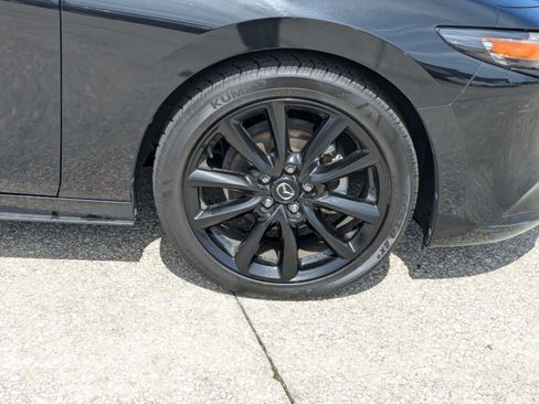 Used 2024 MAZDA MAZDA3 s FWD image 12