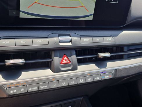 New 2026 Kia K4 FWD image 24