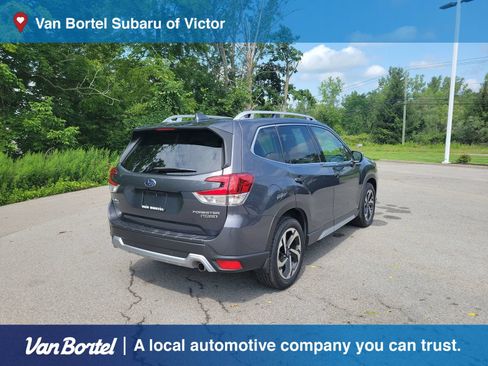 Certified 2023 Subaru Forester Touring AWD/4WD image 5