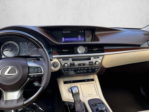 Used 2018 Lexus ES 350 w/ Premier Package FWD image 8