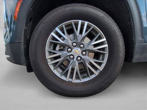 Used 2026 Chevrolet Traverse LT FWD image 24