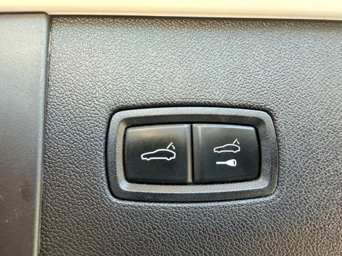 Used 2021 Porsche Cayenne AWD/4WD image 26