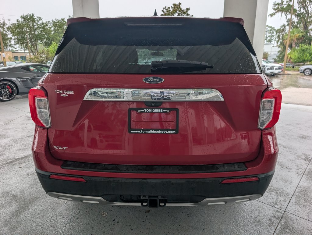 Used 2021 Ford Explorer XLT w/ Equipment Group 202A RWD image 7