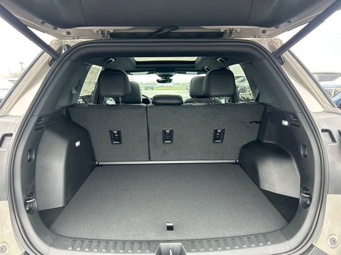 New 2026 GMC Terrain Elevation w/ Elevation Premium Package AWD/4WD image 35