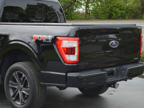 Used 2021 Ford F150 Lariat image 3