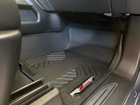 Used 2020 Chevrolet Silverado 1500 LT Trail Boss image 37