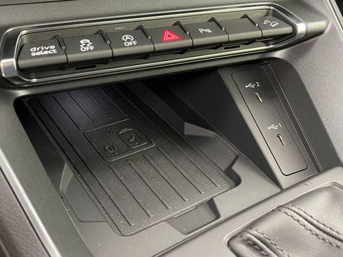 New 2025 Audi Q3 2.0T Premium image 33