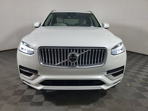 Used 2025 Volvo XC90 T8 Plus w/ Protection Package Premier AWD/4WD image 2