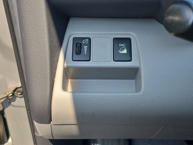 Used 2012 Toyota RAV4 Limited w/ Navigation Value Pkg AWD/4WD image 22
