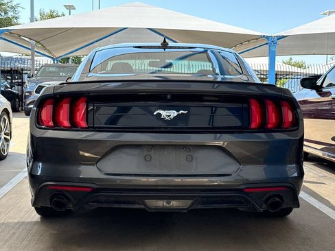 Used 2020 Ford Mustang Premium RWD image 8