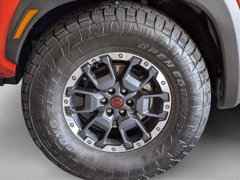 Used 2025 Nissan Frontier Pro-X w/ Pro Premium Package RWD image 25