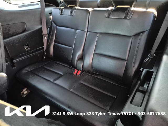 Used 2020 Ford Explorer XLT w/ Equipment Group 202A AWD/4WD image 26
