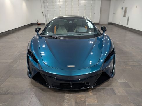 Used 2025 McLaren Artura Spider image 24