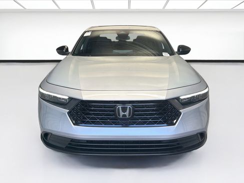 Used 2024 Honda Accord Sport image 2