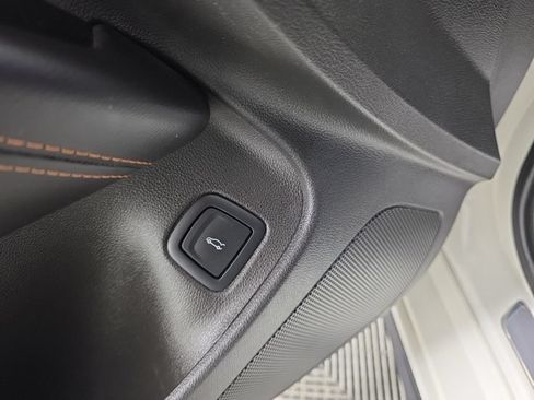 Used 2021 Cadillac CT4 V w/ Technology Package RWD image 13