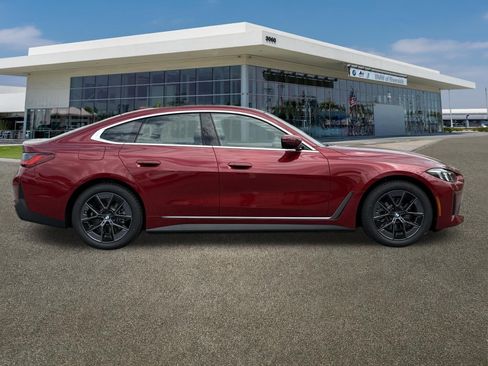 New 2026 BMW i4 eDrive40 RWD image 12