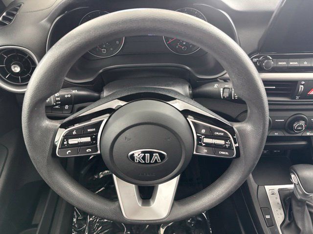 Certified 2021 Kia Forte LXS FWD image 25
