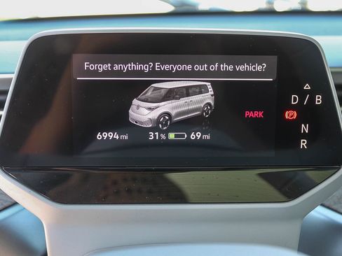 Used 2025 Volkswagen ID. Buzz 1st Edition image 23