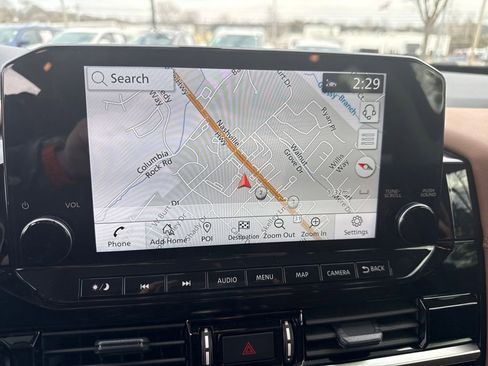 Certified 2025 Nissan Pathfinder Platinum image 21