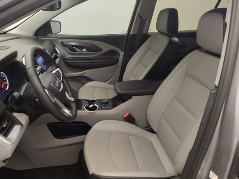 Used 2023 GMC Terrain SLT w/ Infotainment Package II image 17