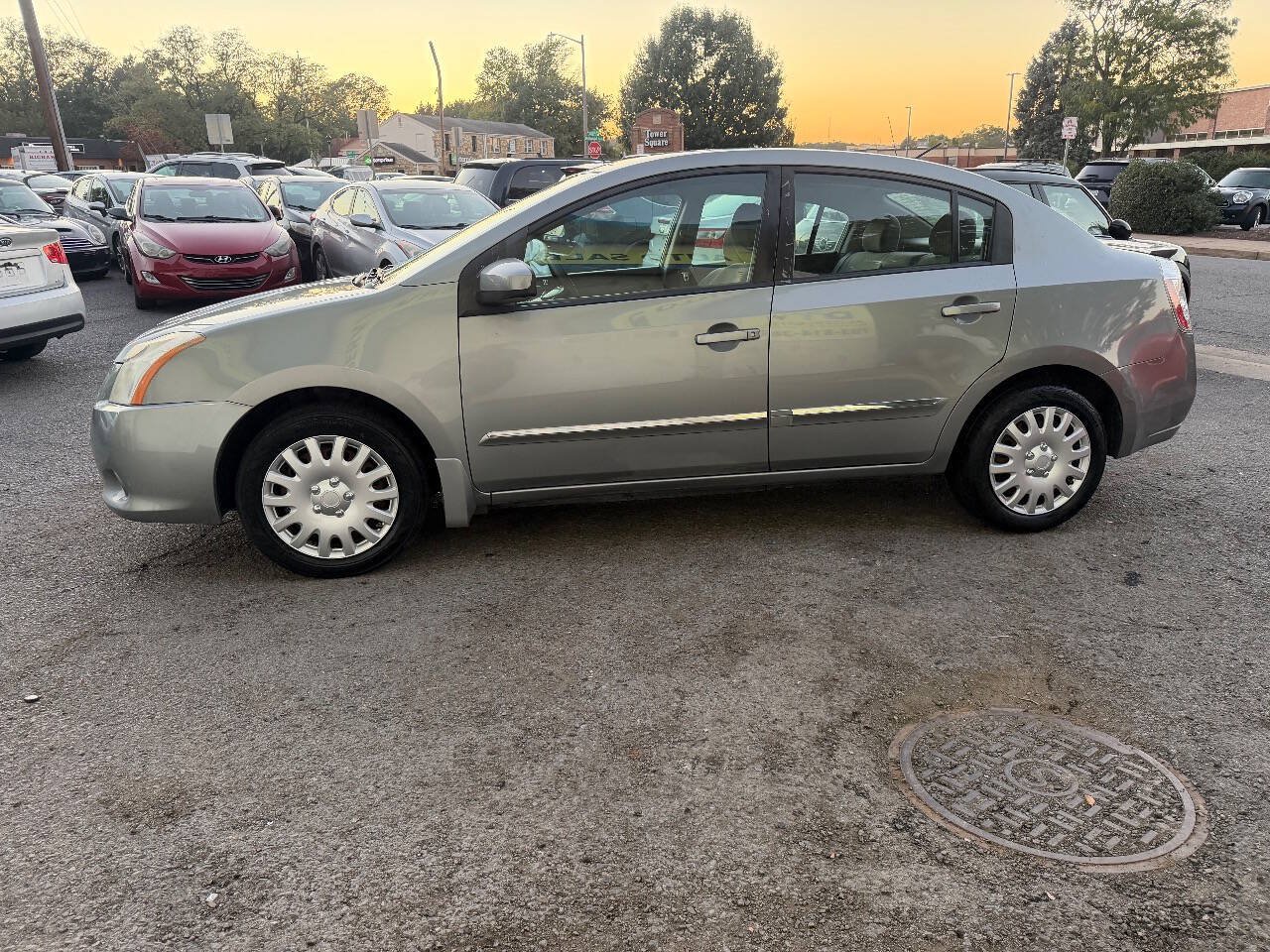 Used 2012 Nissan Sentra 2.0 S FWD image 3