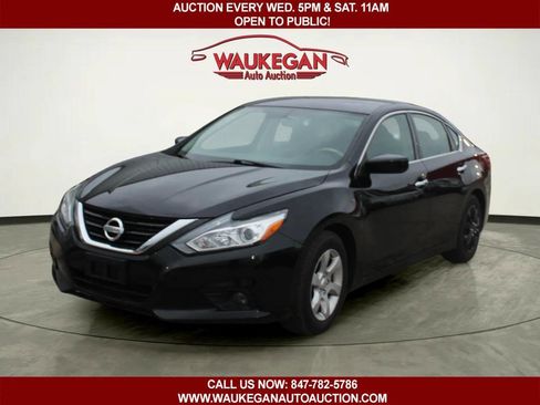 Used 2018 Nissan Altima 2.5 SV image 1