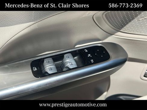 Used 2024 Mercedes-Benz C 300 4MATIC Sedan image 19