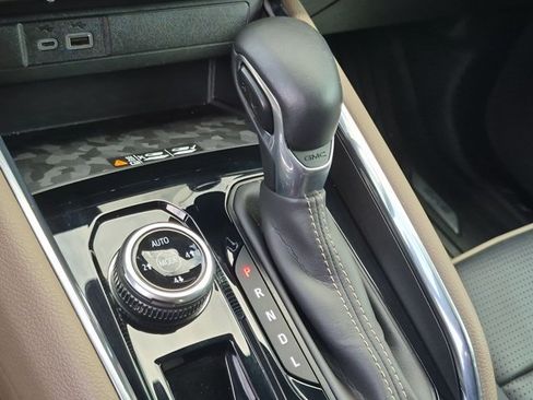 Certified 2023 GMC Canyon Denali AWD/4WD image 18
