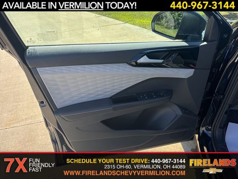 Used 2024 Volkswagen Taos S image 9