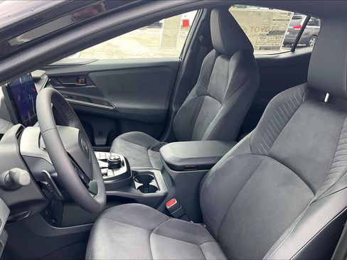 New 2026 Toyota C-HR AWD/4WD image 11
