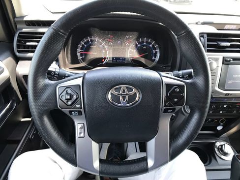 Used 2018 Toyota 4Runner Limited AWD/4WD image 22