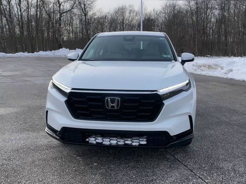 Used 2023 Honda CR-V LX image 4