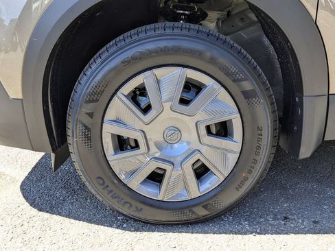 Certified 2026 Nissan Kicks S FWD image 9