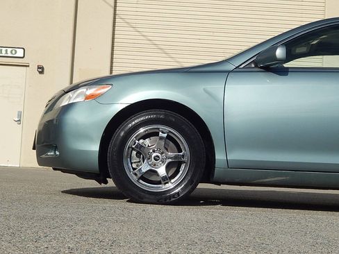 Used 2009 Toyota Camry LE image 10