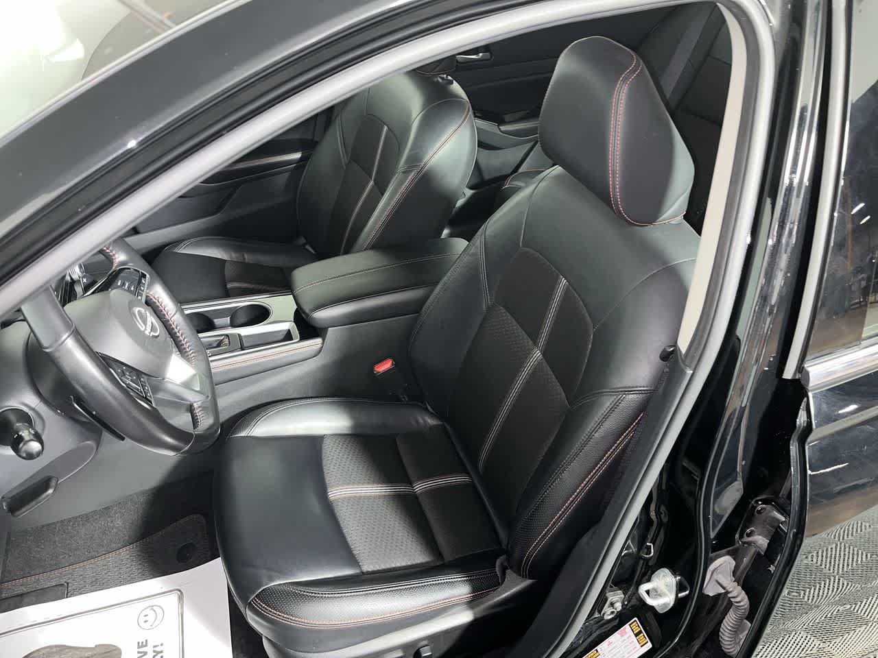 Used 2024 Nissan Altima 2.5 SR FWD image 15