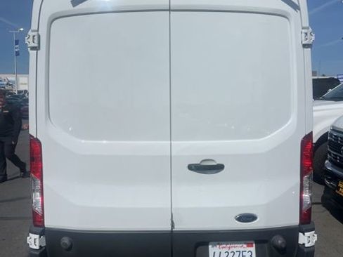 Used 2021 Ford Transit 250 Medium Roof image 13