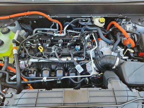 New 2025 Ford Maverick XLT w/ XLT Luxury Package image 22