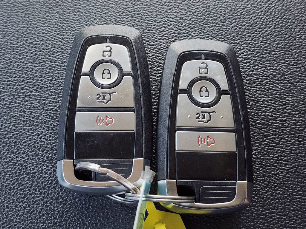 Used 2023 Ford Expedition XLT AWD/4WD image 37