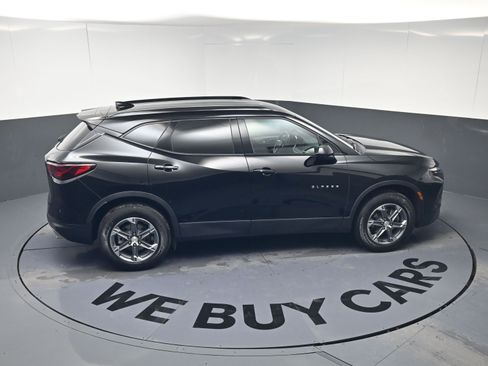 Certified 2024 Chevrolet Blazer LT w/ Convenience Package image 32