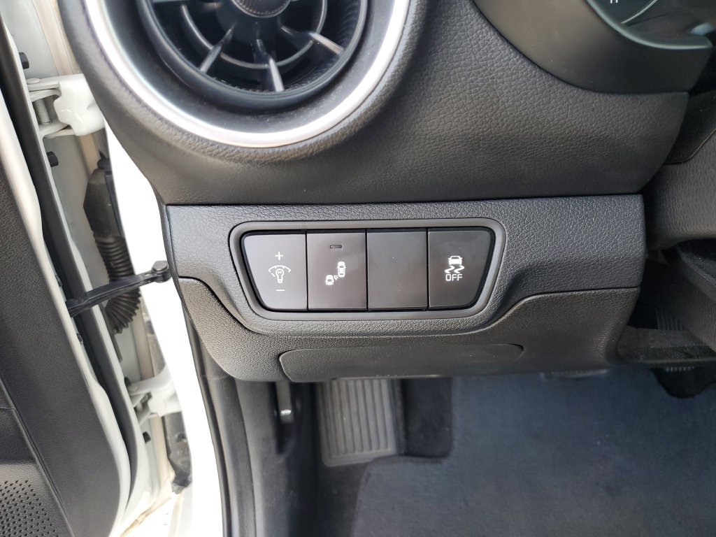 Used 2023 Kia Forte GT-Line FWD image 30